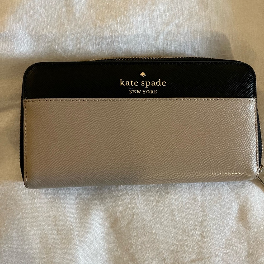Kate spade zip around continental wallet